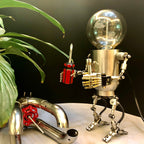 Robot Mr. Gort con Luz Metal 3D 250 piezas