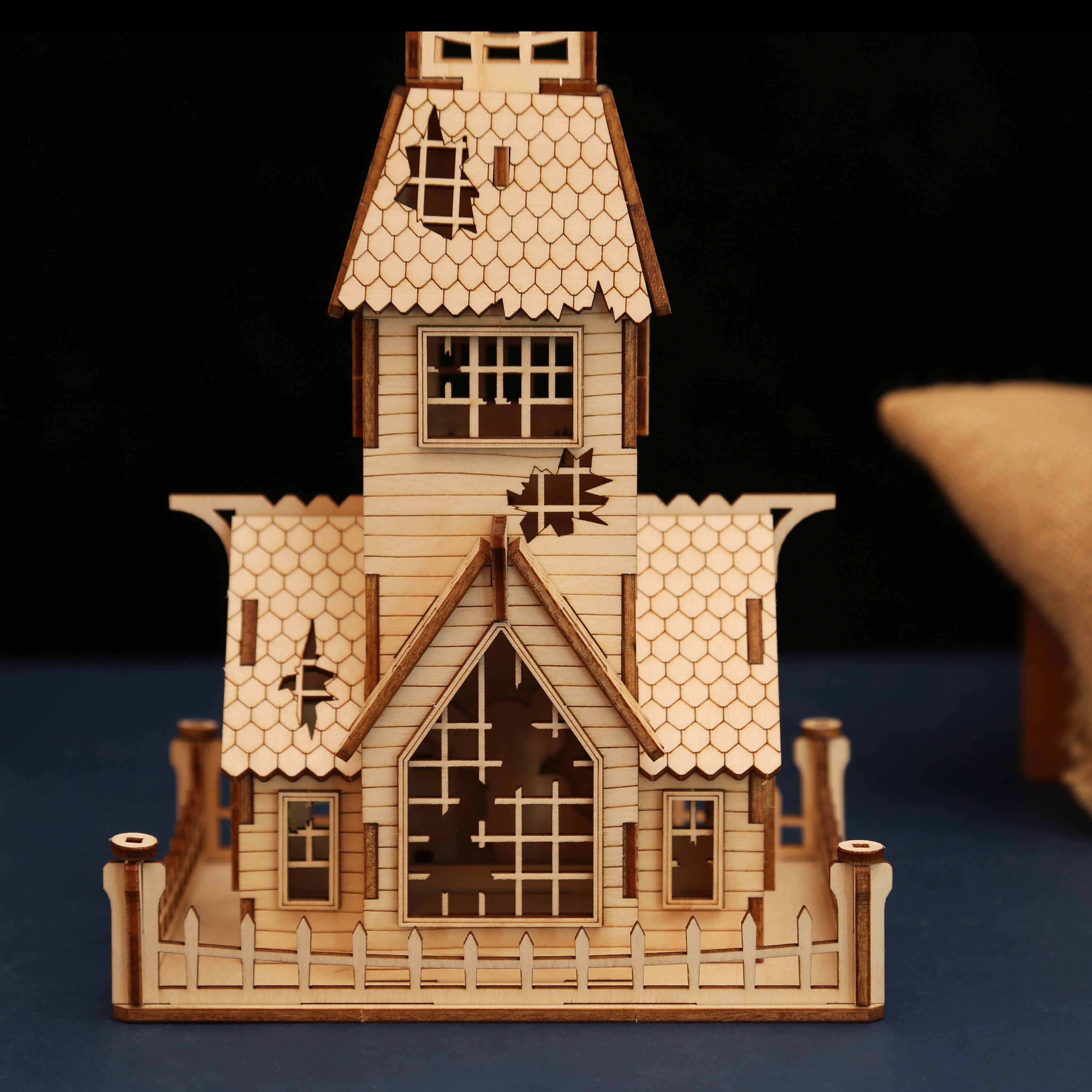 Casa Fantasma Halloween Madera 3D