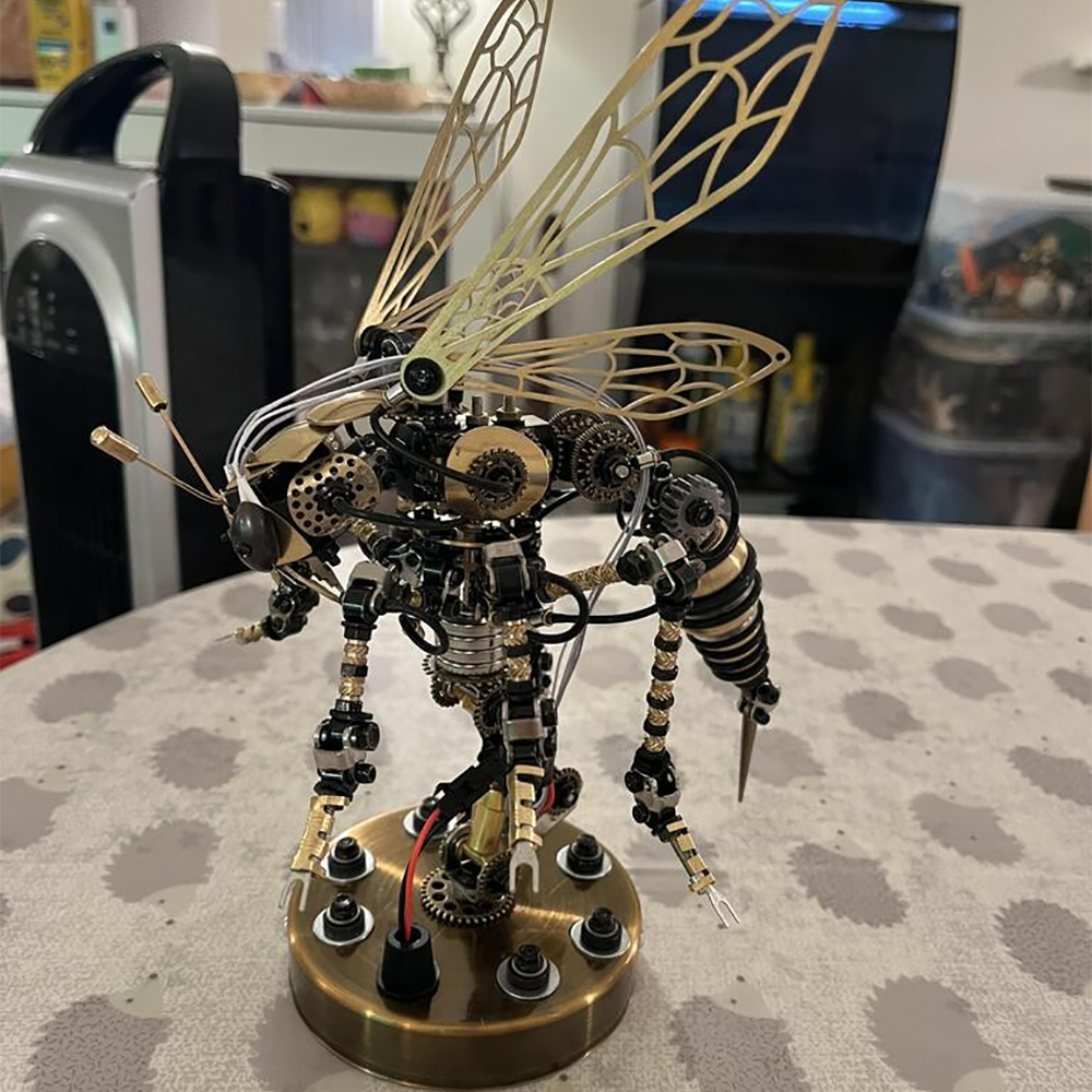 Avispa Mecánica Metal 3D
