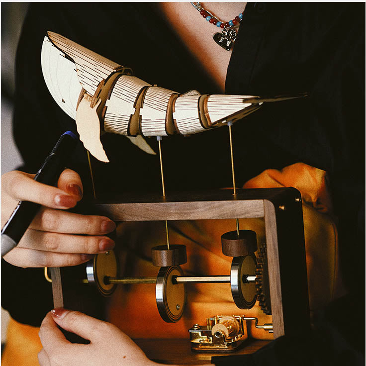 Ballena Mecánica con Caja de Música Metal 3D 92 piezas
