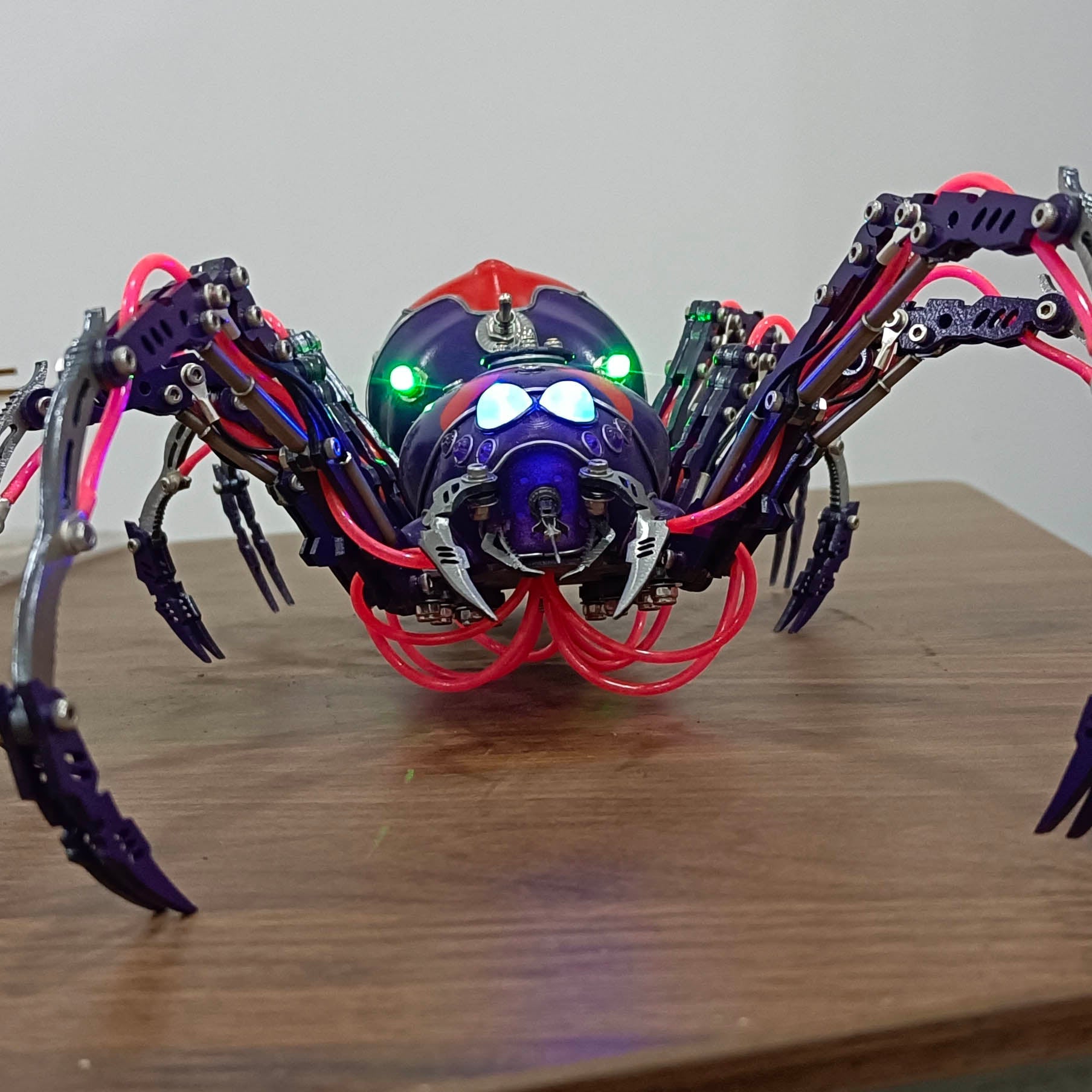 Tarántula Cyberpunk Metal 3D Grande