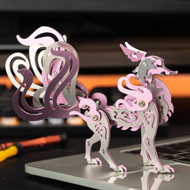 Zorro de Nueve Colas Metal 3D Colorido