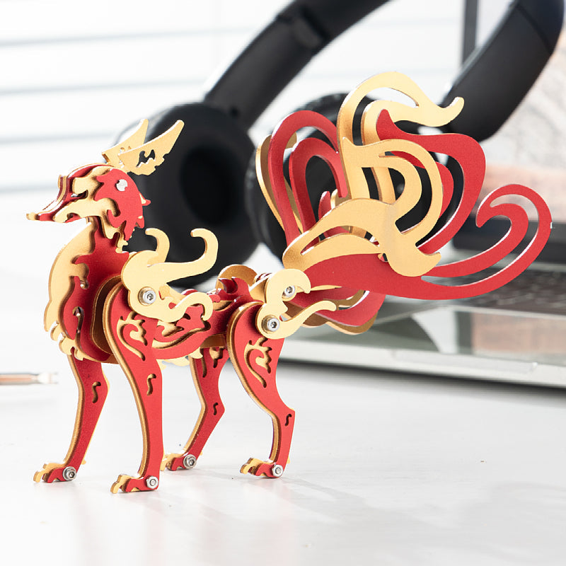 Zorro de Nueve Colas Metal 3D Colorido