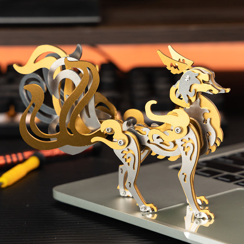Zorro de Nueve Colas Metal 3D Colorido