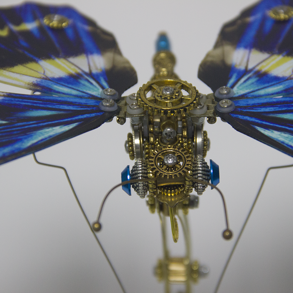 Mariposa Diosa de la Luz Steampunk Metal 3D con Caja Musical