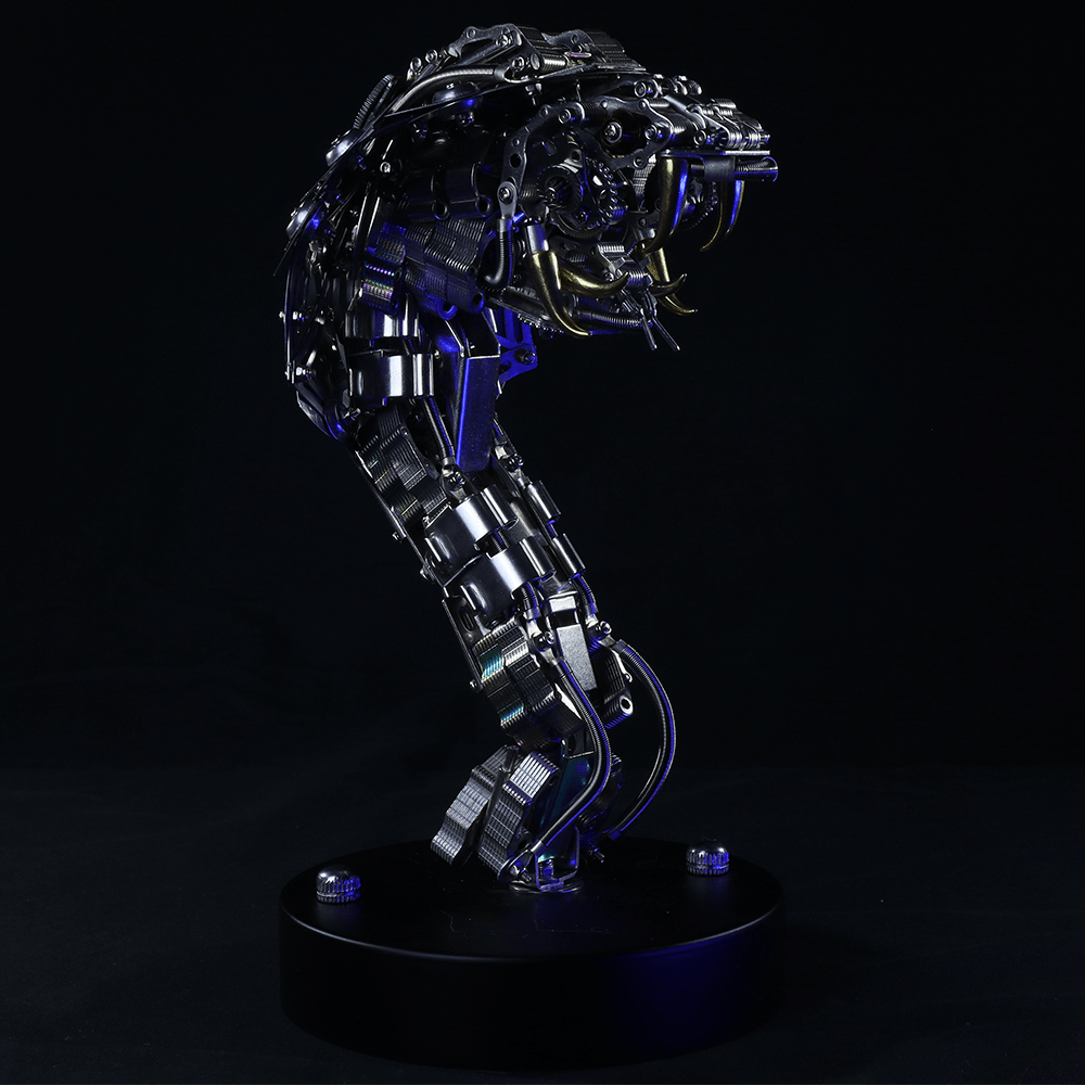 Cobra Real Steampunk Metal 3D con Base