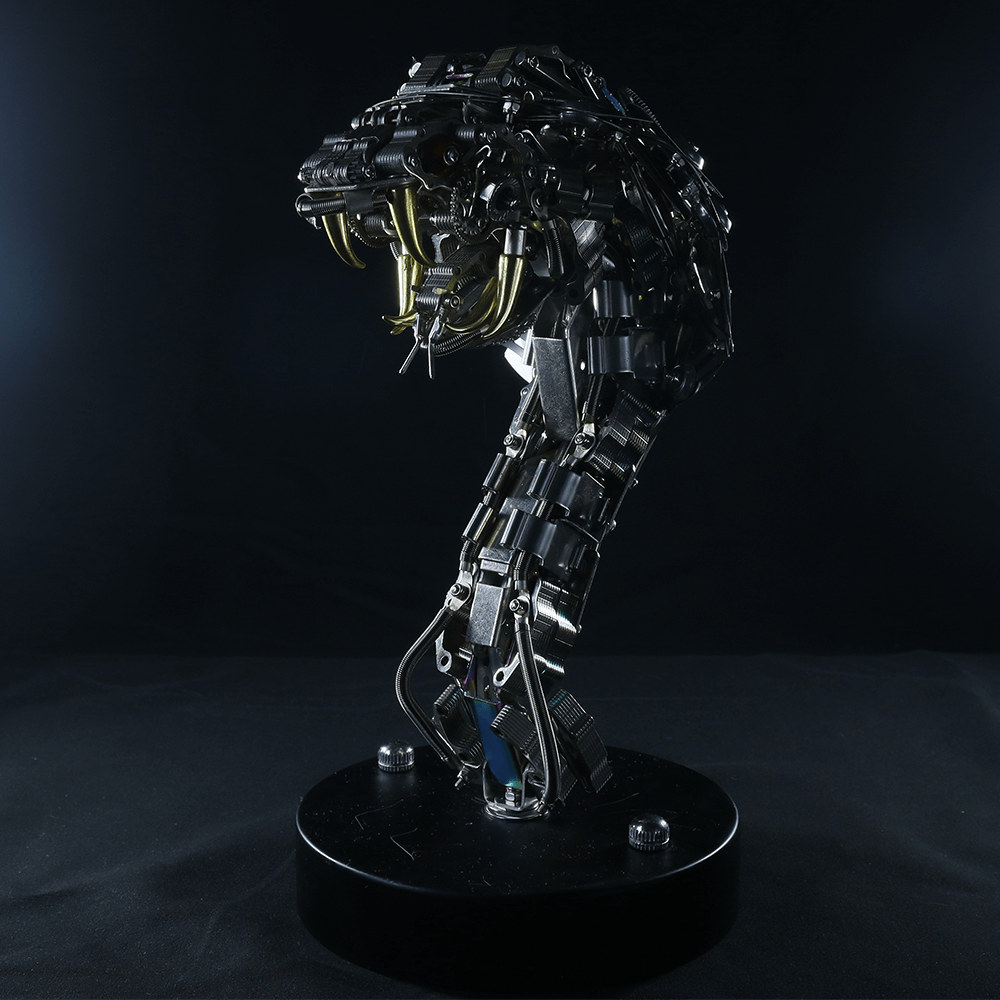 Cobra Real Steampunk Metal 3D con Base