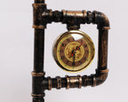Lámpara Steampunk con Reloj y Tubería Metal