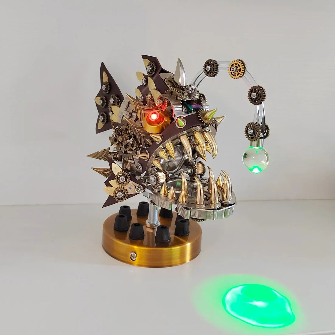 Conjunto DIY de Metal con forma de pez linterna para adultos, rompecabezas 3D de 700 Uds., Kits de modelos de Metal con diseño de pez angular, mecánico Steampunk