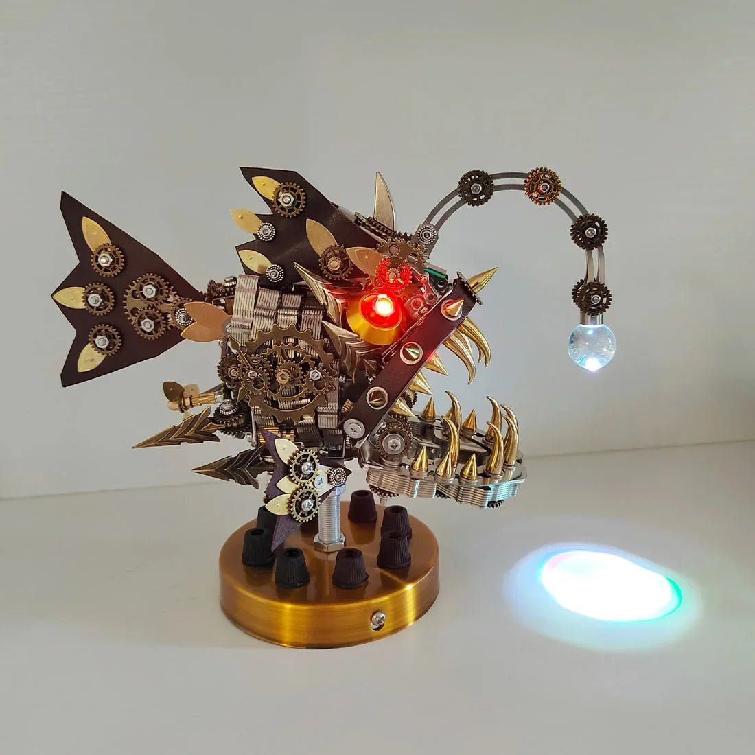Conjunto DIY de Metal con forma de pez linterna para adultos, rompecabezas 3D de 700 Uds., Kits de modelos de Metal con diseño de pez angular, mecánico Steampunk