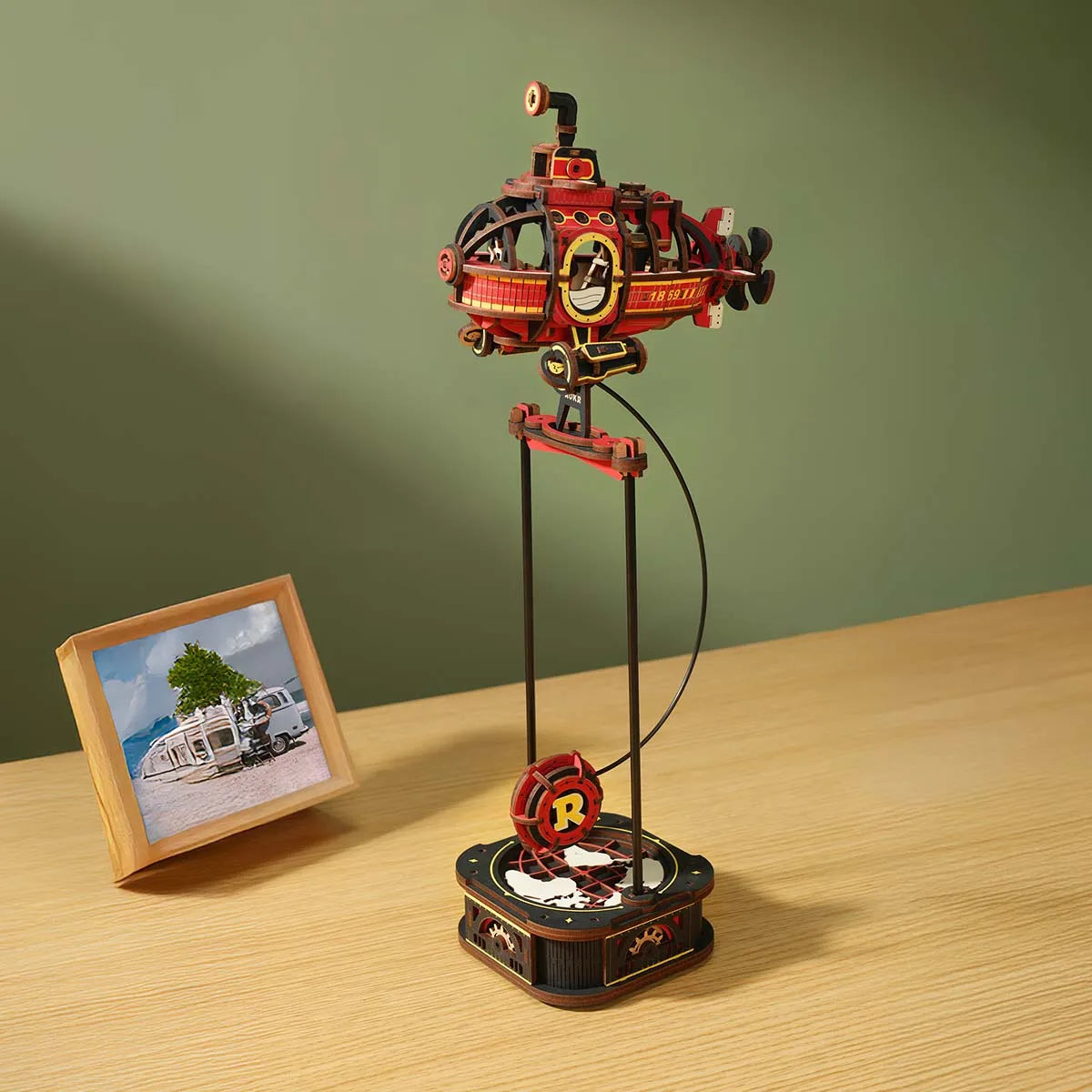 Kit de construcción de modelos Robotime Rokr Gravity Swing, kit de rompecabezas de madera 3D, kit de Papá Noel en trineo, kit de pescador oceánico, los mejores regalos para adultos.