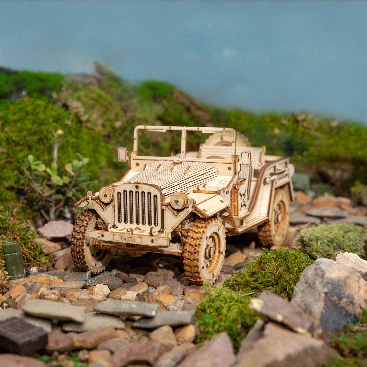 Robotime Rokr coche clásico 3D rompecabezas de madera tren ejército Jeep camión pesado coche Vintage escala 1:15 Kits de construcción de modelos para niños