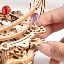Robotime-caja de música mecánica giratoria de noche estrellada, rompecabezas de madera 3D, modelo de ensamblaje, Kits de artesanía de construcción para niños AMK51