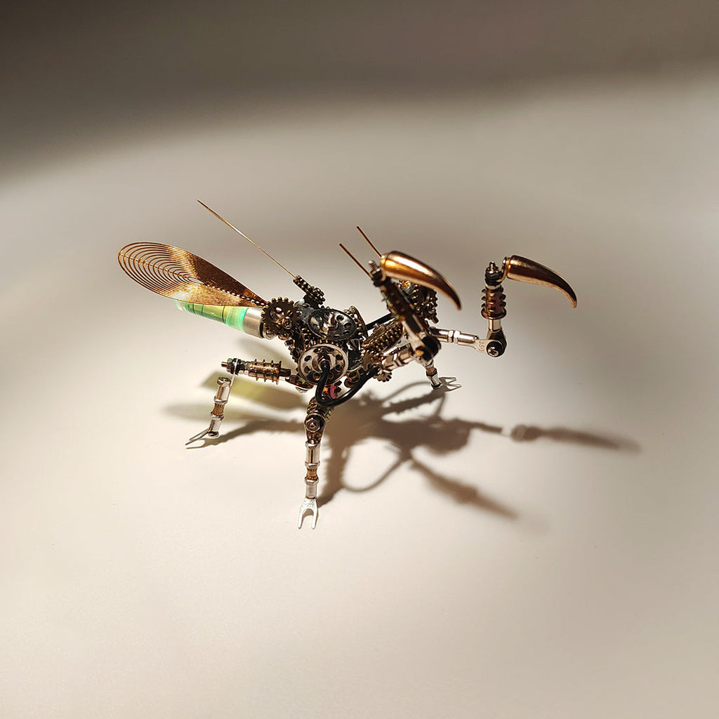 Mantis Steampunk Metal 3D con Luces 300 piezas