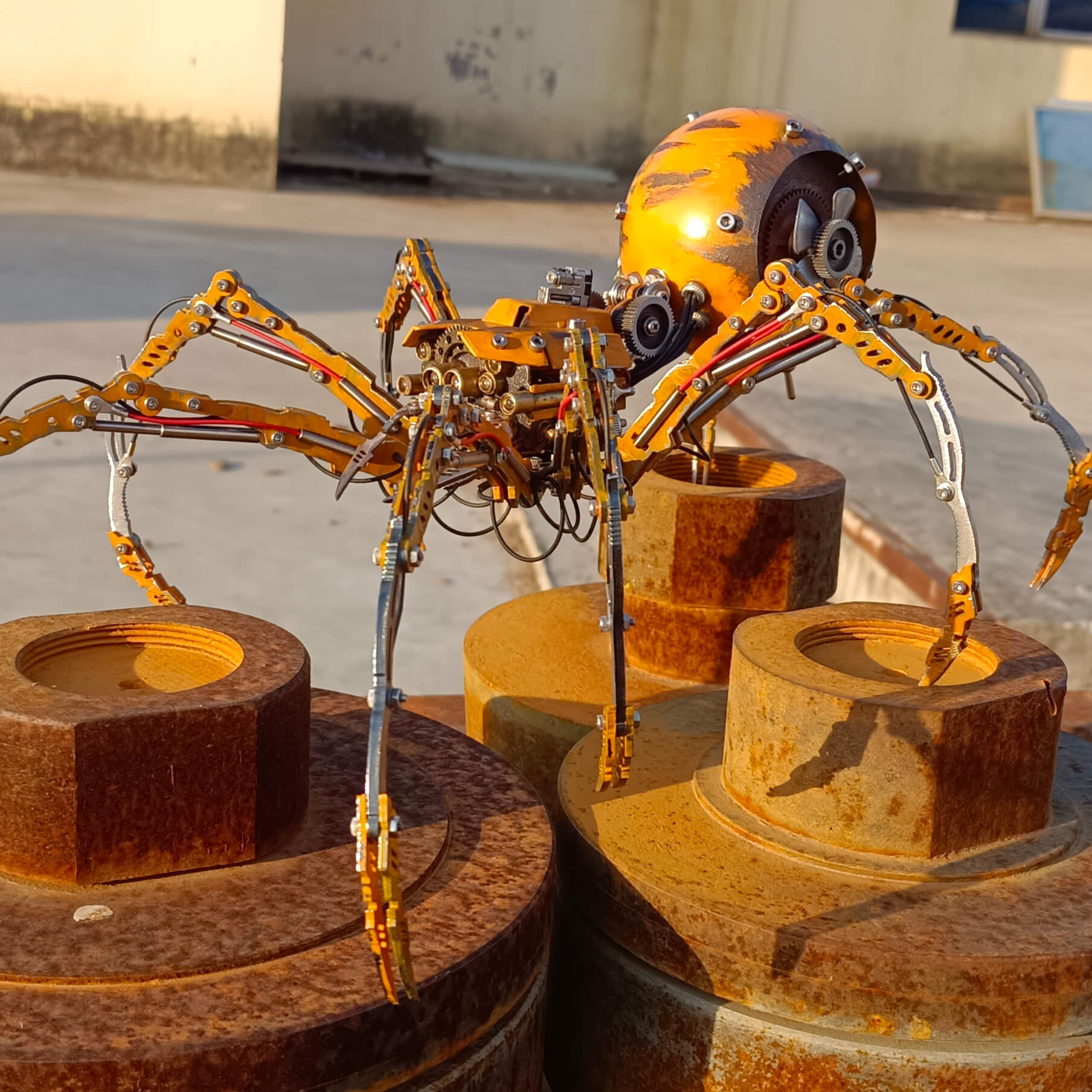 Araña Batalla Dañada Steampunk Metal 3D