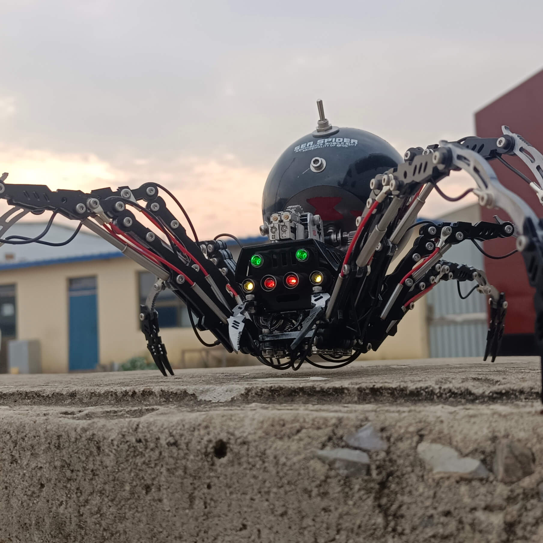 Viuda Negra Trepadora Steampunk Metal 3D