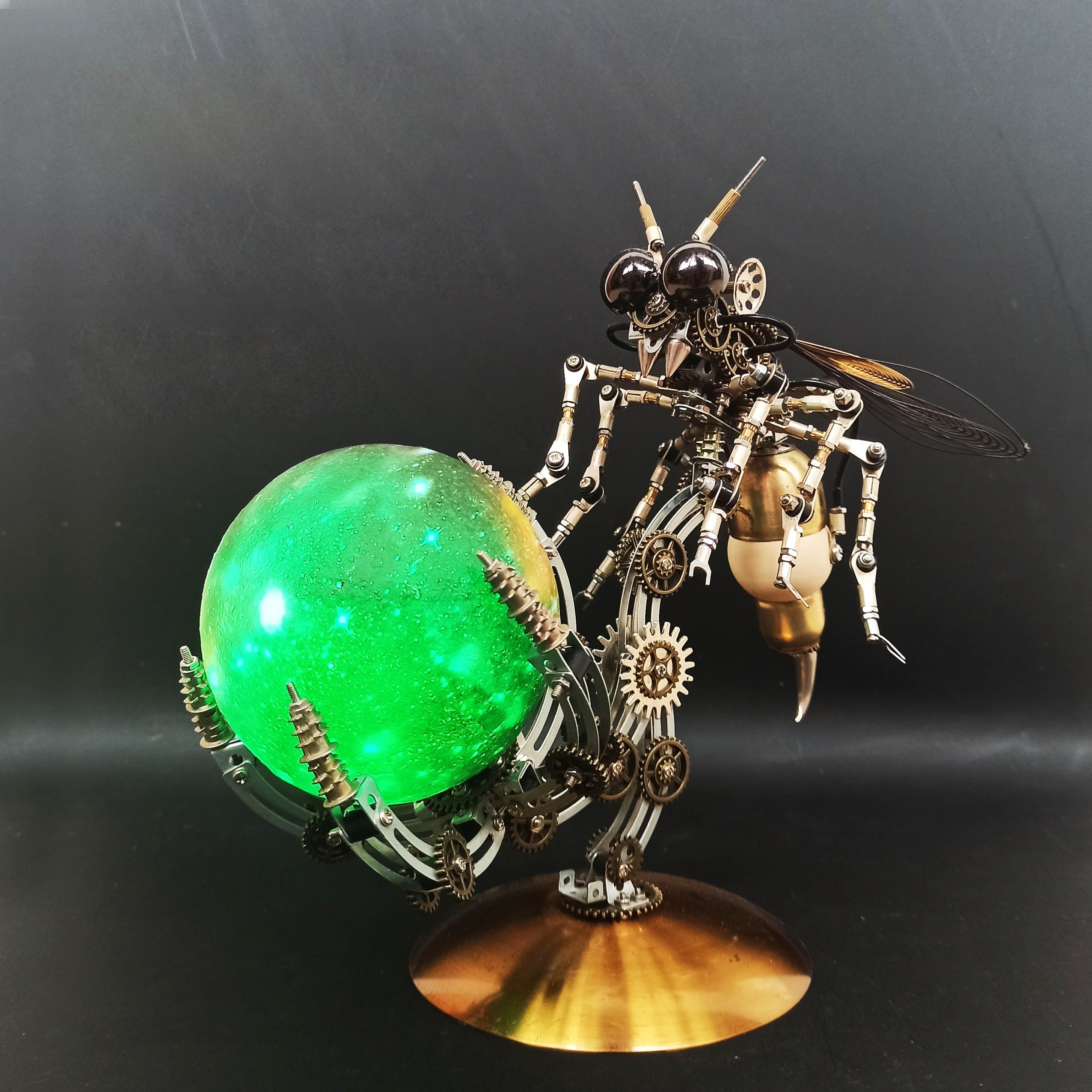 Avispa Steampunk Metal 3D con Base